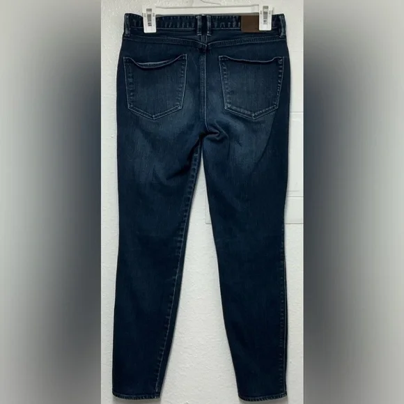 Madewell High-Rise SkinnyJeans in Dark Indigo Wash - Picture 2 of 6